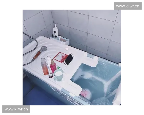 新手必看家庭浴缸正确使用方法与安全舒适泡澡全攻略